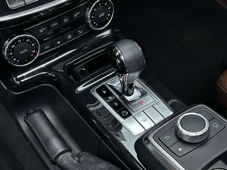 Mercedes-Benz G Class 2018 #21 Mercedes-Benz G Class 2018 immagine di auto #21