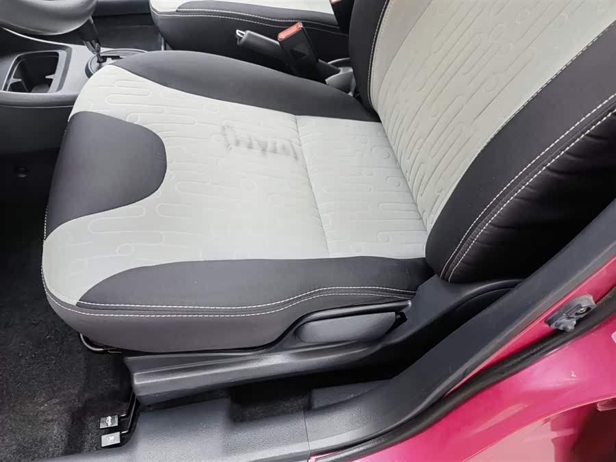 Suzuki 2013 car image #21