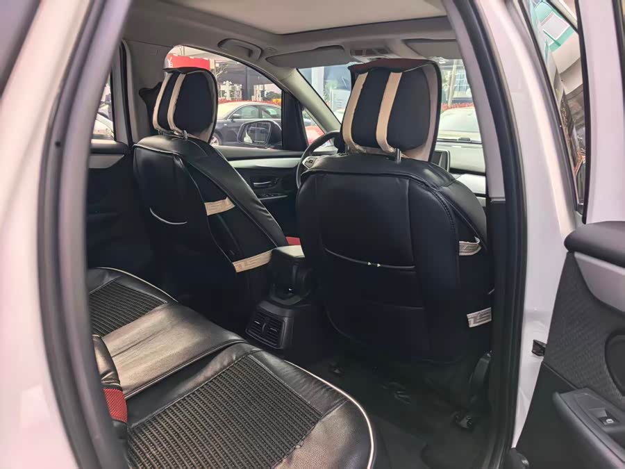 BMW 2 Series Tourer (Imported) 2015 car image #21