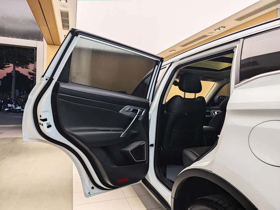 GEELY Boyue 2021 car image #21