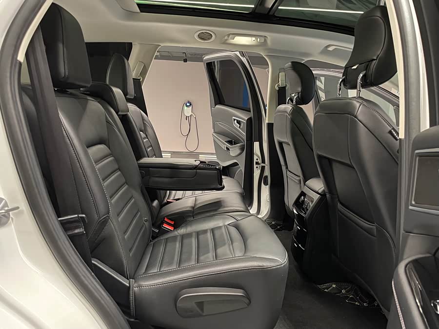 Ford Edge 2018 imagen de coche #21