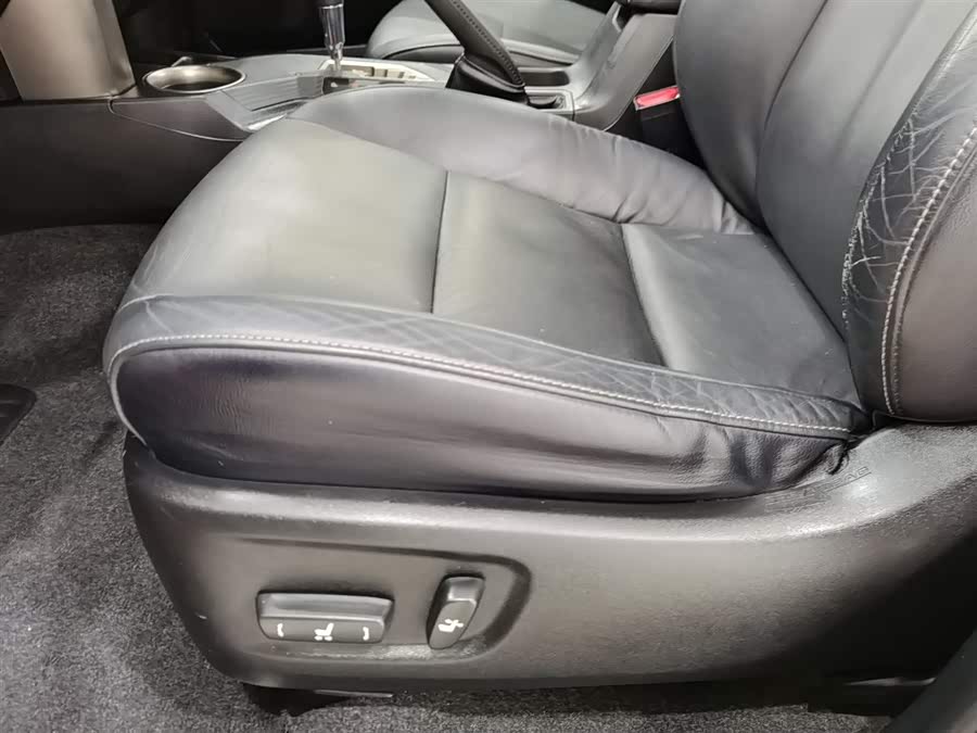 Toyota 2014 car image #21