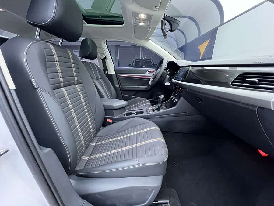 Volkswagen Lavida 2021 immagine di auto #21