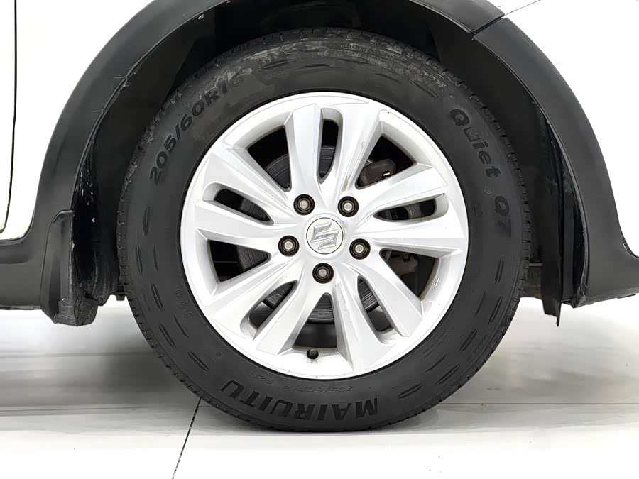 铃木 天语 SX4 2015 汽车图片 #21