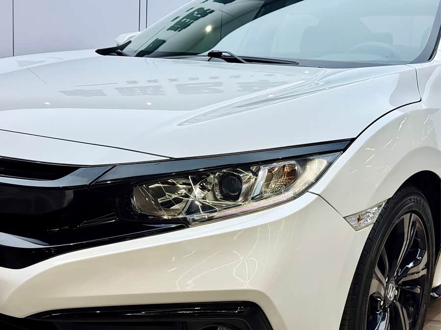 Honda Civic 2020 car image #21