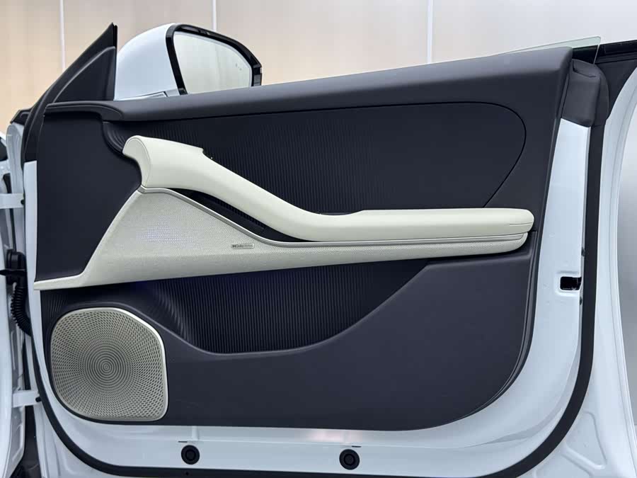NIO ET5 car image #21