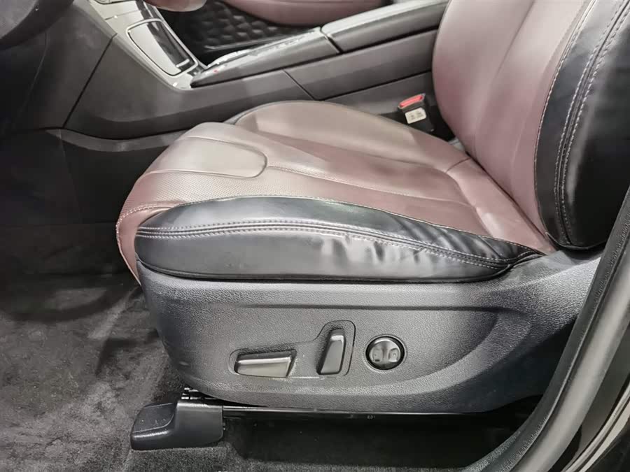 Hyundai Santa Fe 2021 car image #21