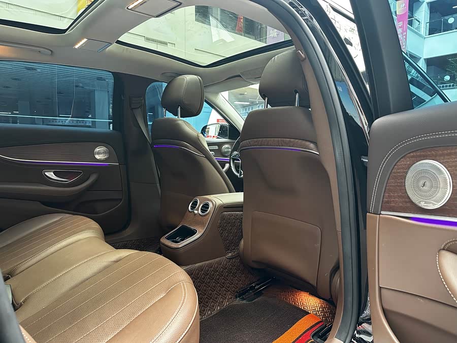 Mercedes-Benz E Class 2023 car image #21