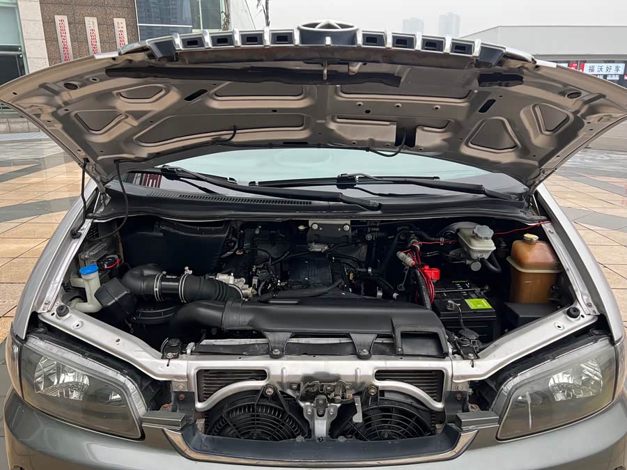 JAC 2013 #21 JAC 2013 car image #21