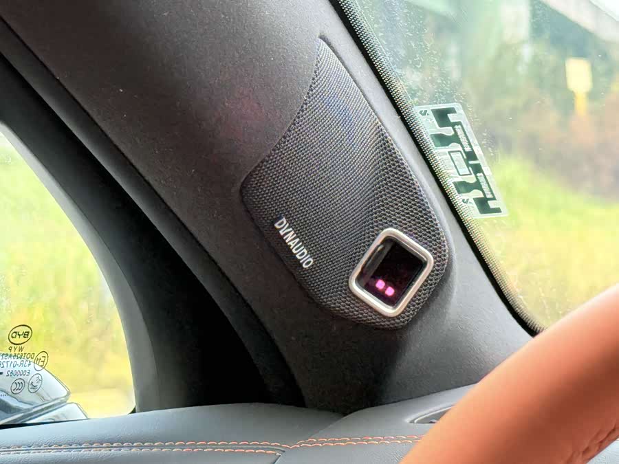 BYD HanL 2025 #21 BYD HanL 2025 car image #21