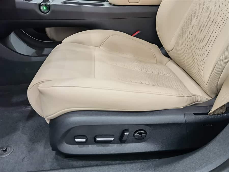 NIO ET5 2023 car image #21