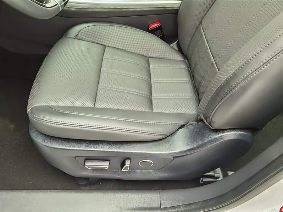 Changan CS95 2021 car image #21