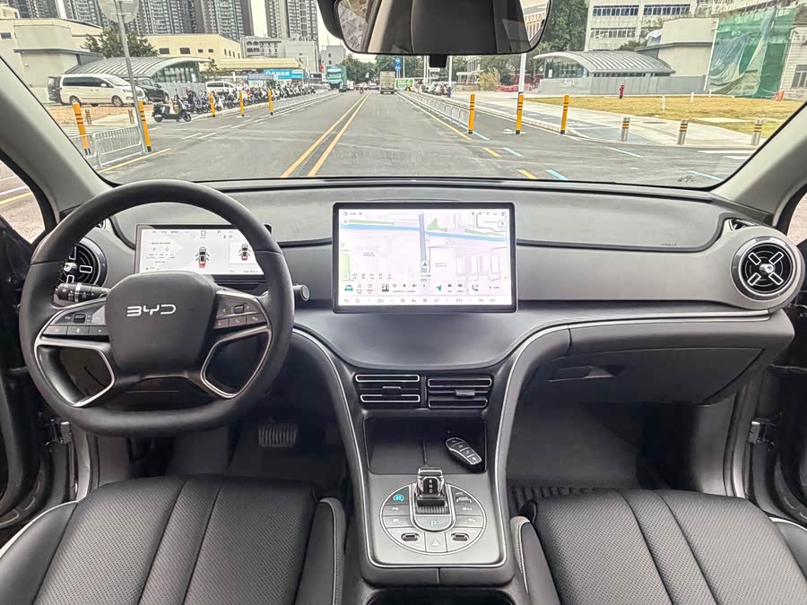 BYD Sea Lion 05 DM-i 2025 #21 BYD Sea Lion 05 DM-i 2025 car image #21