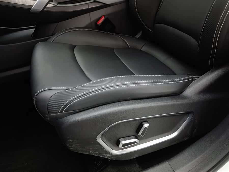 GEELY Boyue 2021 car image #21