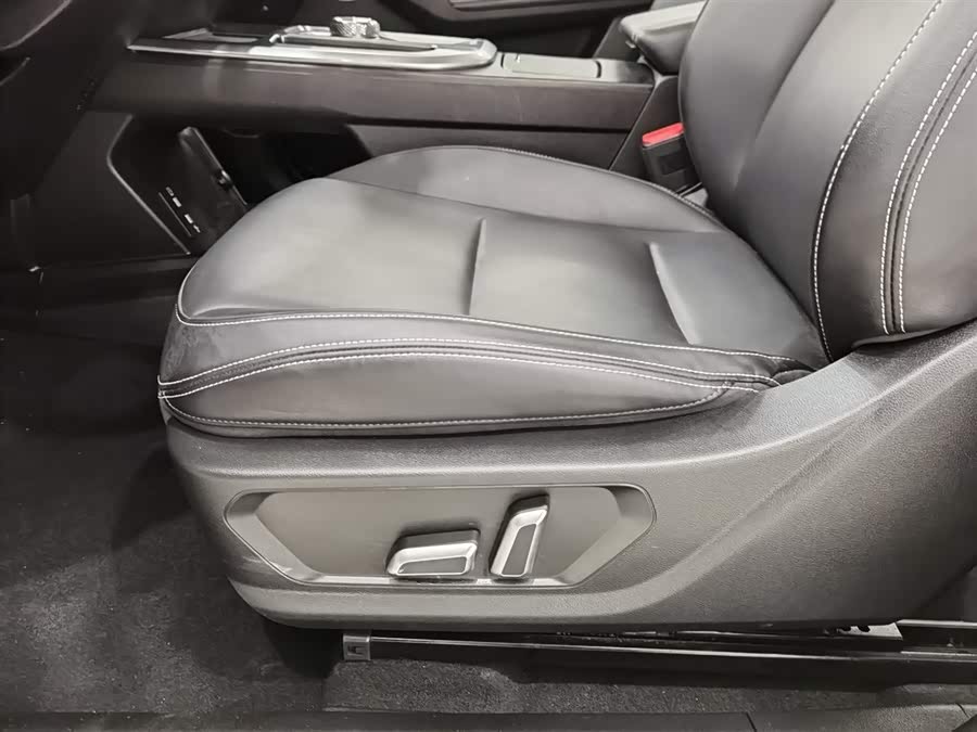 Haval Jolion 2021 #21 Haval Jolion 2021 car image #21