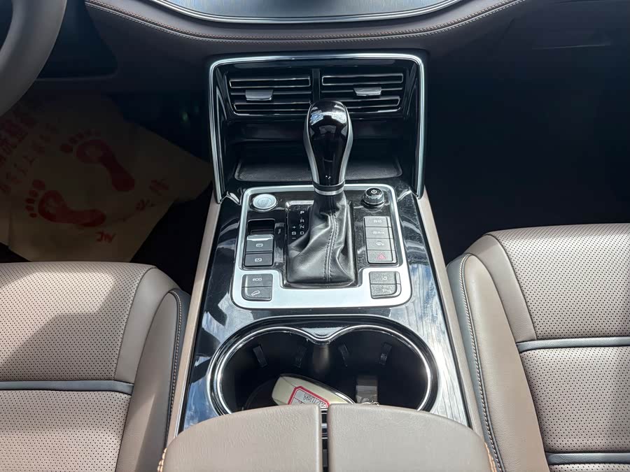 BYD Tang 2020 car image #21