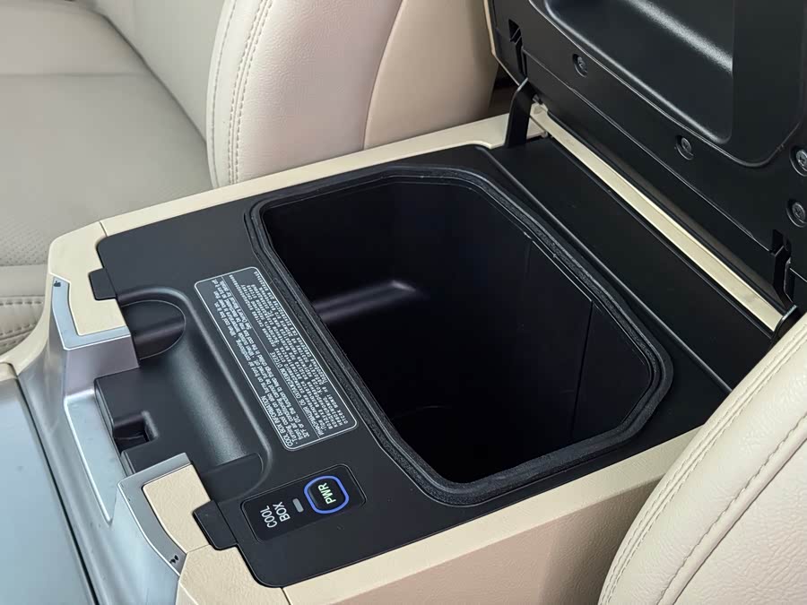 Toyota 2019 immagine di auto #21