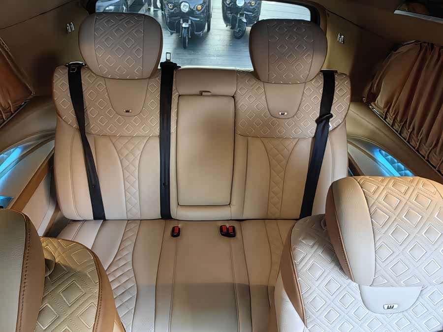 Mercedes-Benz V Class 2020 #21 Mercedes-Benz V Class 2020 car image #21