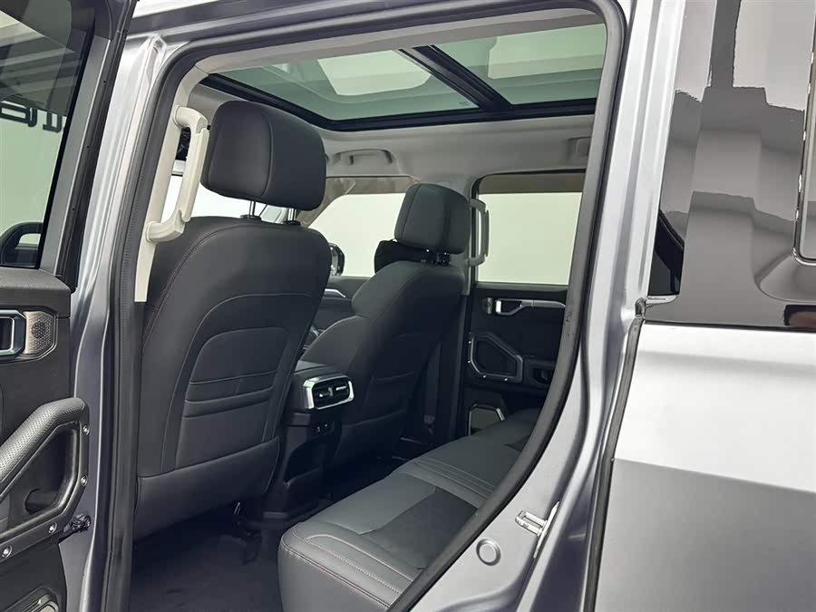Jetour T2 2024 car image #21