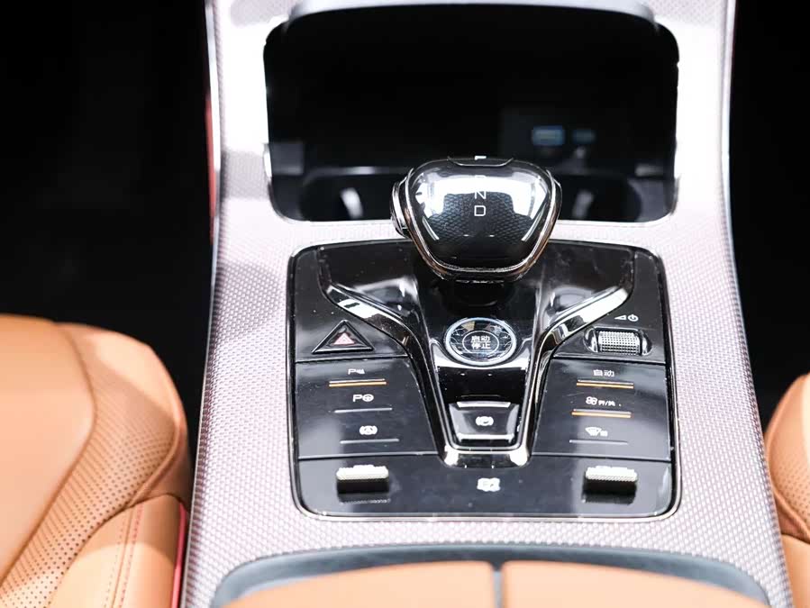 BYD Han 2022 car image #21