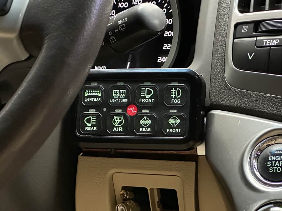 Toyota Land Cruiser 2015 car image #21