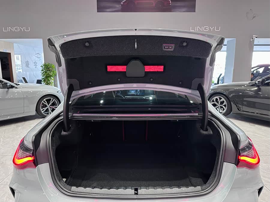 BMW 4 Series 2024 car image #21