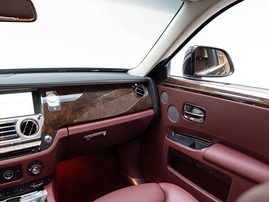 Rolls-Royce Ghost 2016 car image #21