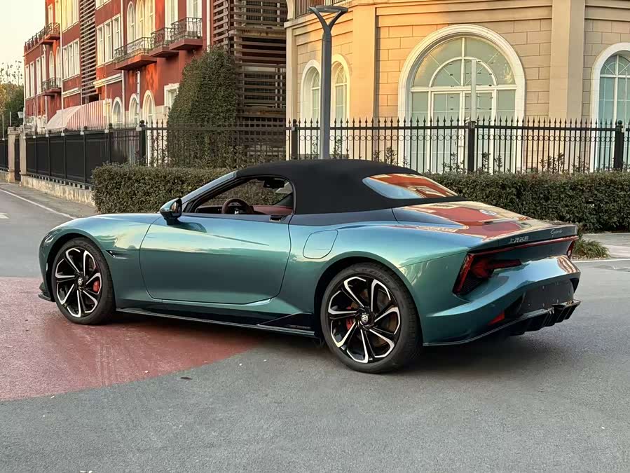 MG Cyberster car image #21