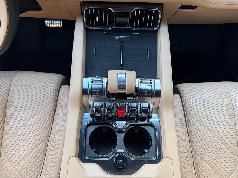 方程豹 豹8 2024 汽车图片 #21