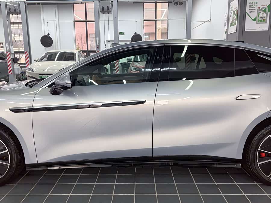 BYD HanL 2025 car image #21