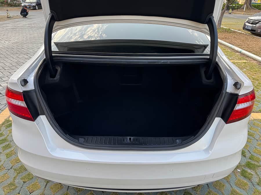 Ford Taurus 2016 car image #21