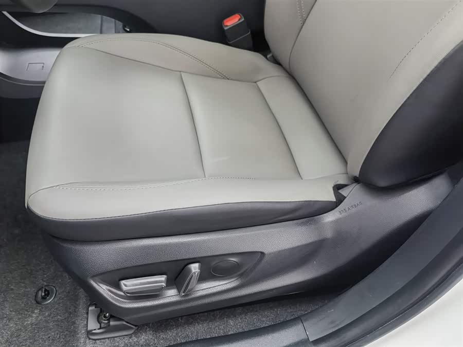 Toyota bZ3 2024 immagine di auto #21