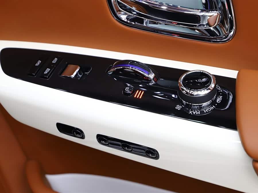 劳斯莱斯 幻影 2018 #21 劳斯莱斯 幻影 2018 汽车图片 #21