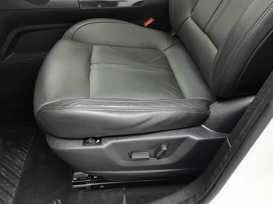 Peugeot 3008 2015 car image #21