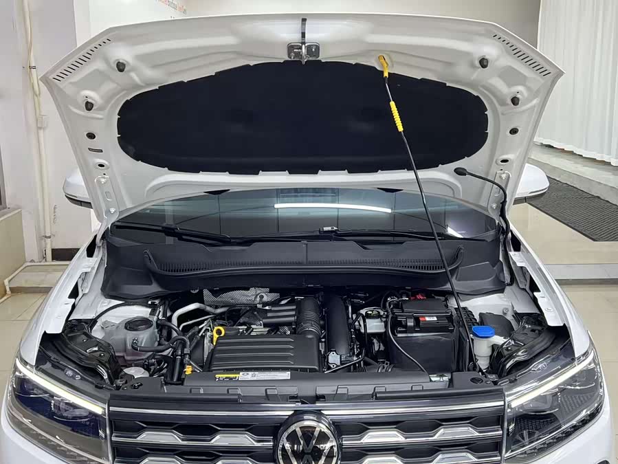 Volkswagen T-Cross 2021 car image #21