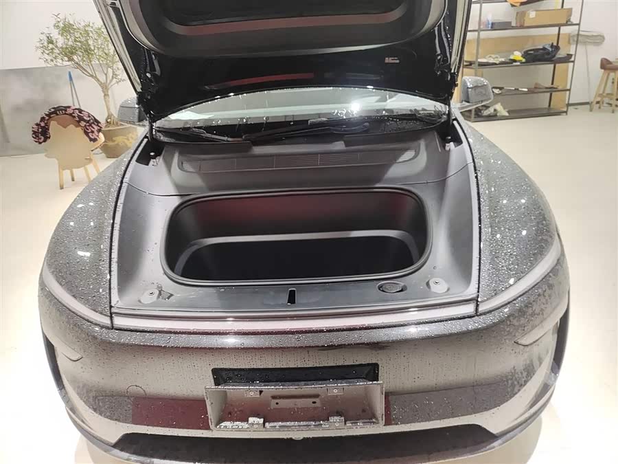 特斯拉 Model Y L 2025 汽车图片 #21