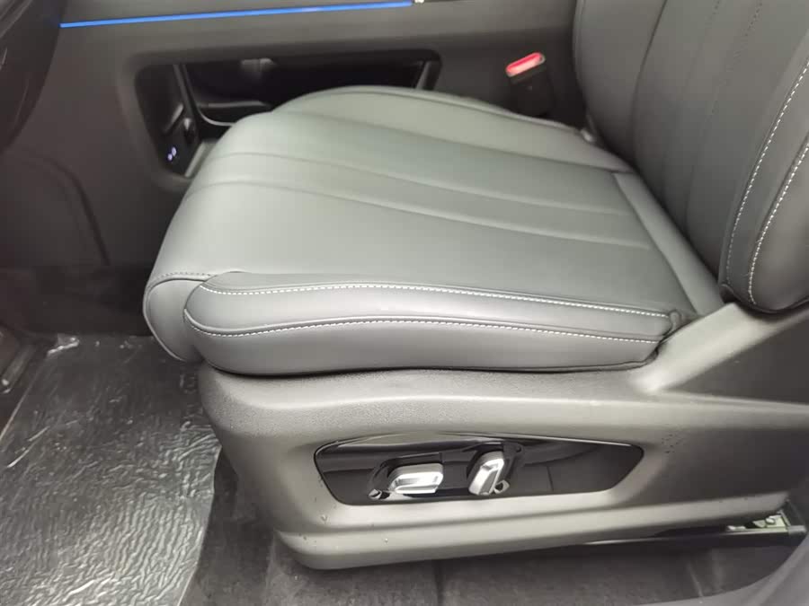 Chery Exploration 06 C-DM 2025 car image #21