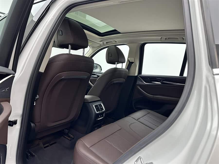 BMW X3 2023 изображение автомобиля #21