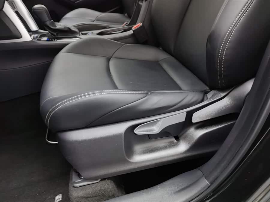 Toyota Frontlander 2023 car image #21