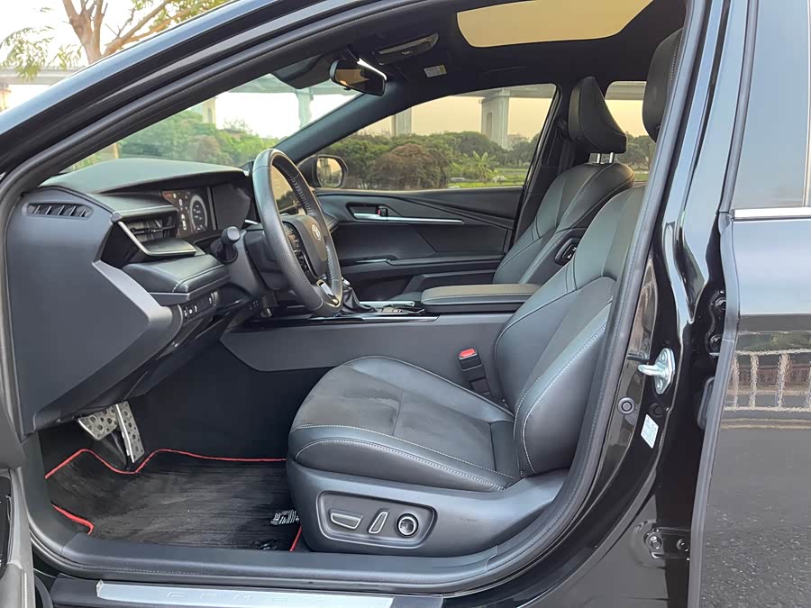 Toyota Camry 2024 immagine di auto #21