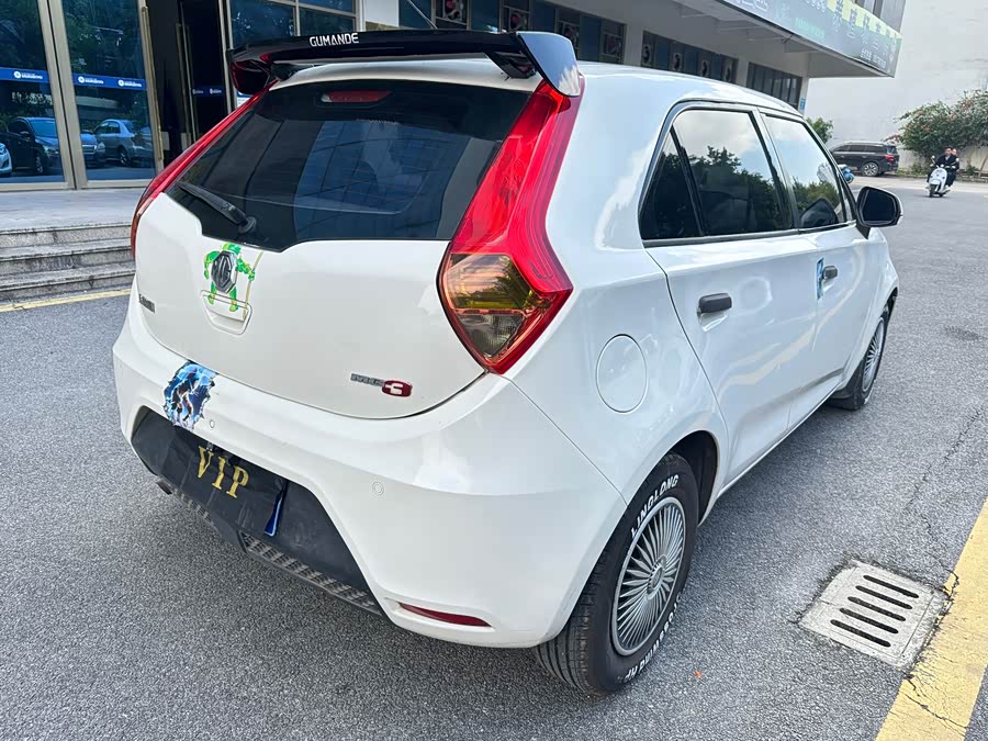MG 3 2013 car image #21