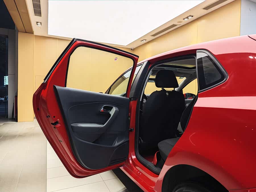 Volkswagen Polo 2018 #21 Volkswagen Polo 2018 car image #21