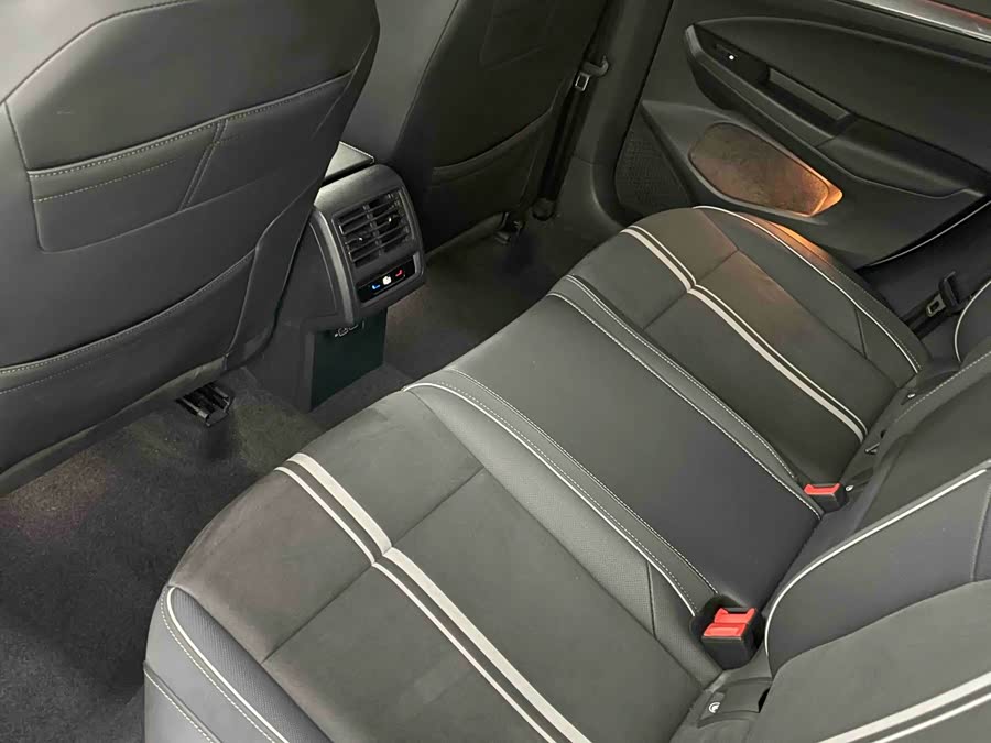 Volkswagen Golf 2022 #21 Volkswagen Golf 2022 car image #21