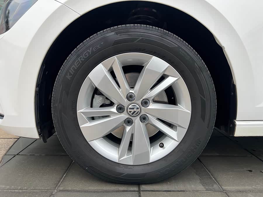 Volkswagen Polo 2020 car image #21