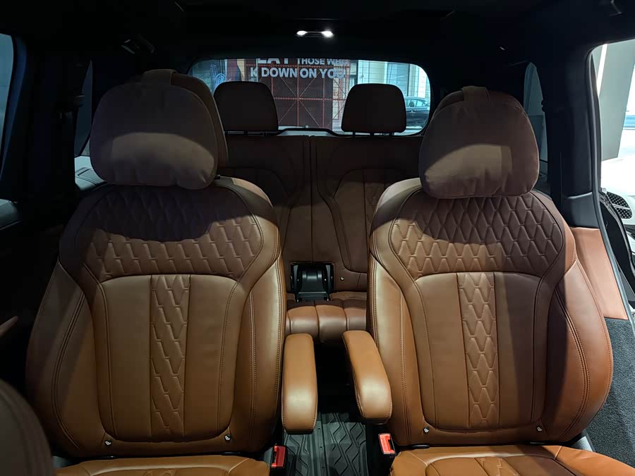 BMW X7 2020 immagine di auto #21