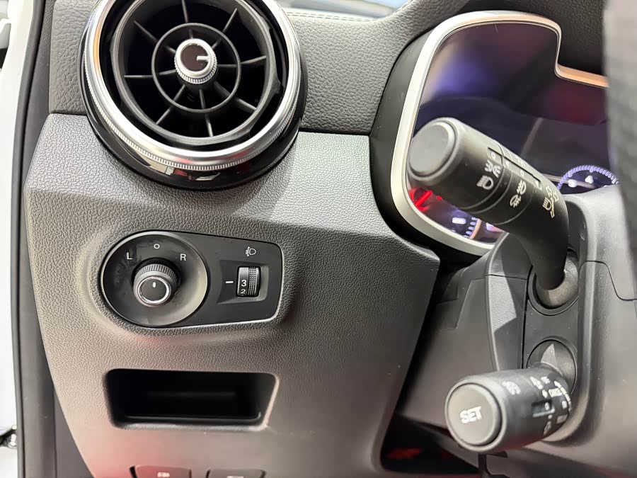 名爵 名爵ZS 2019 汽车图片 #21