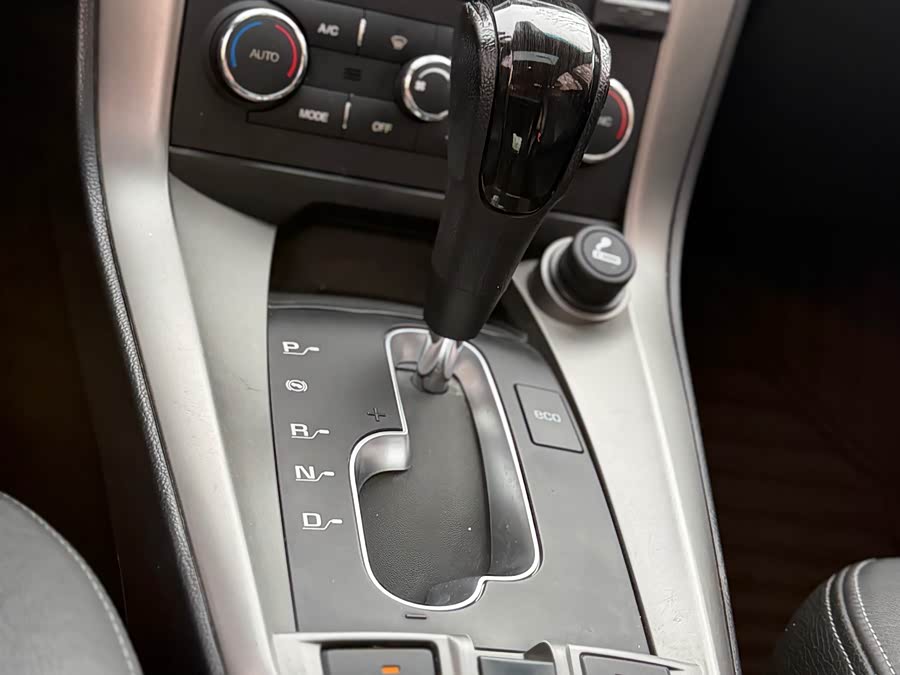 Chevrolet Captiva 2015 #21 Chevrolet Captiva 2015 immagine di auto #21