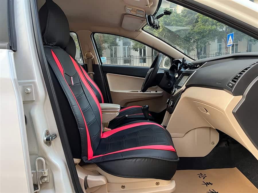 Chery Fulwin 2 2015 #21 Chery Fulwin 2 2015 immagine di auto #21