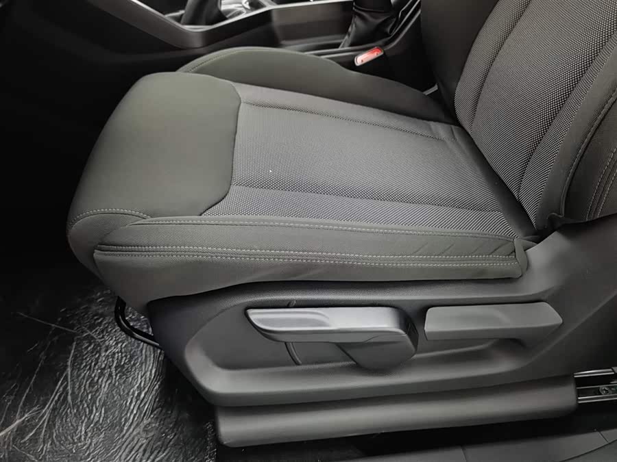 Wuling Asta 2023 #21 Wuling Asta 2023 صورة سيارة #21