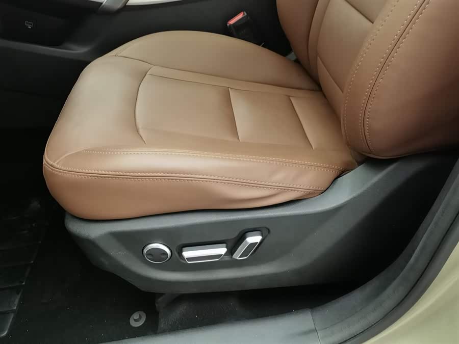 GEELY Boyue 2019 car image #21